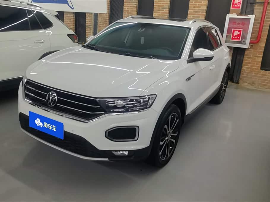Volkswagen T-ROC exploring Songs