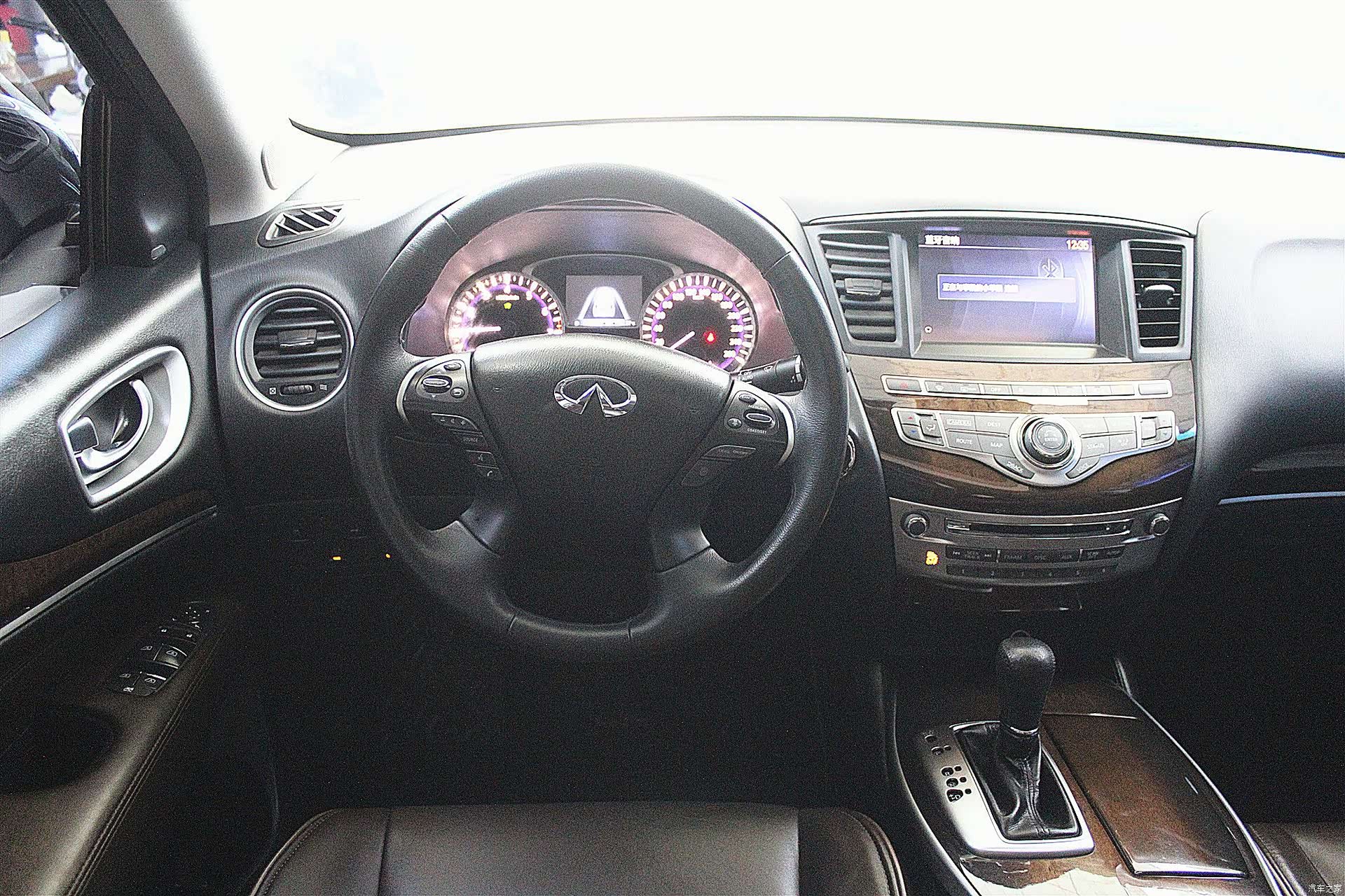 Infiniti QX60, 2015 8