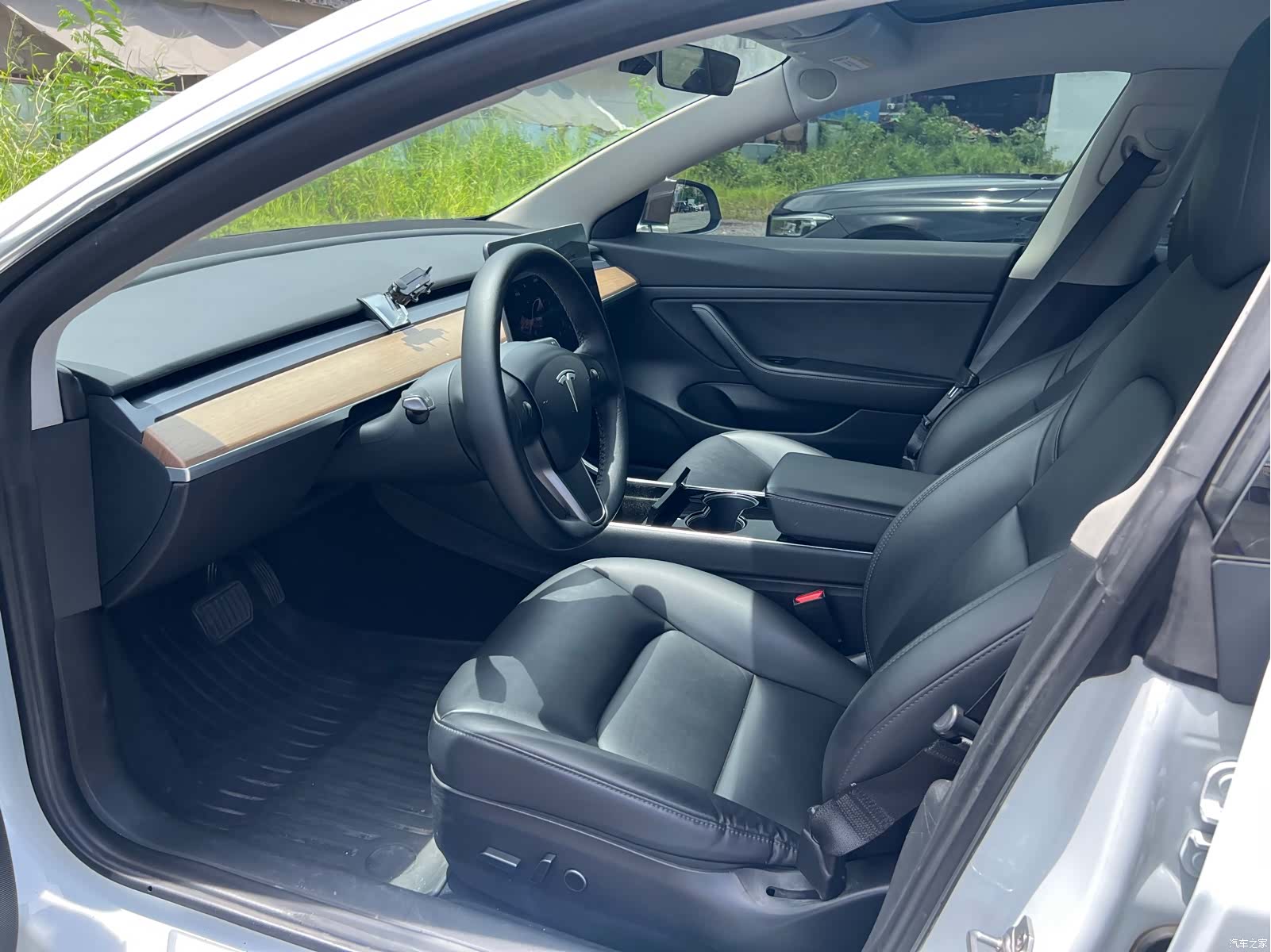 Tesla Model 3, 2021 7