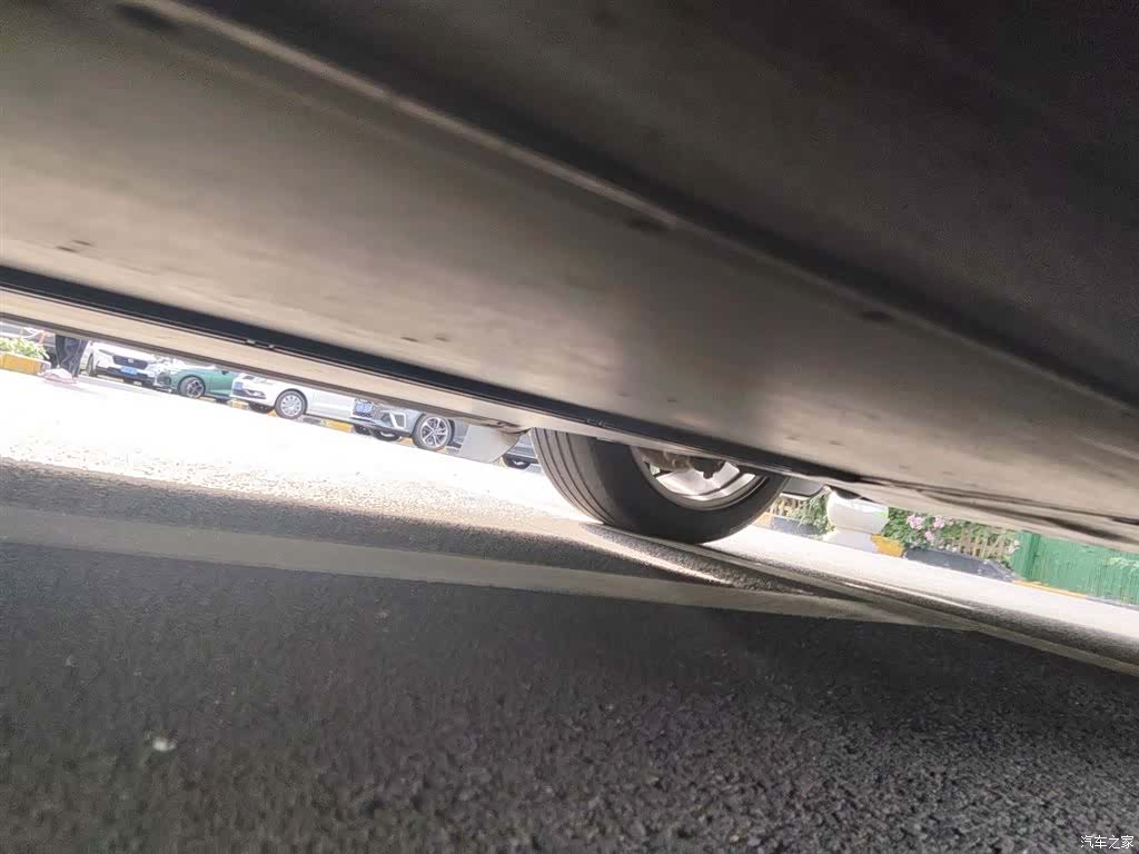 Tesla Model Y, 2022 16