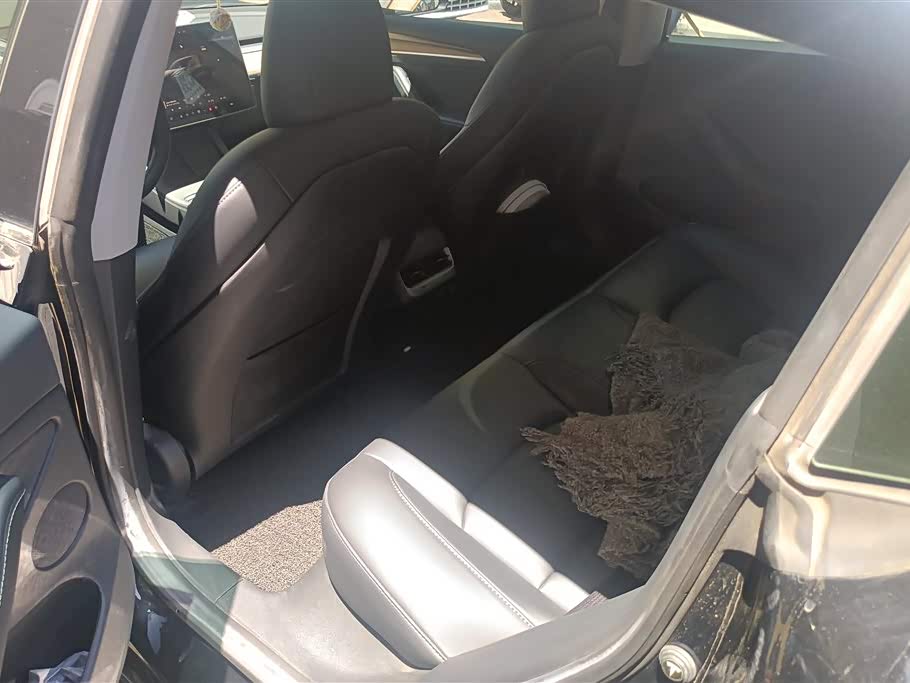 Tesla Model 3 Tesla Model 3