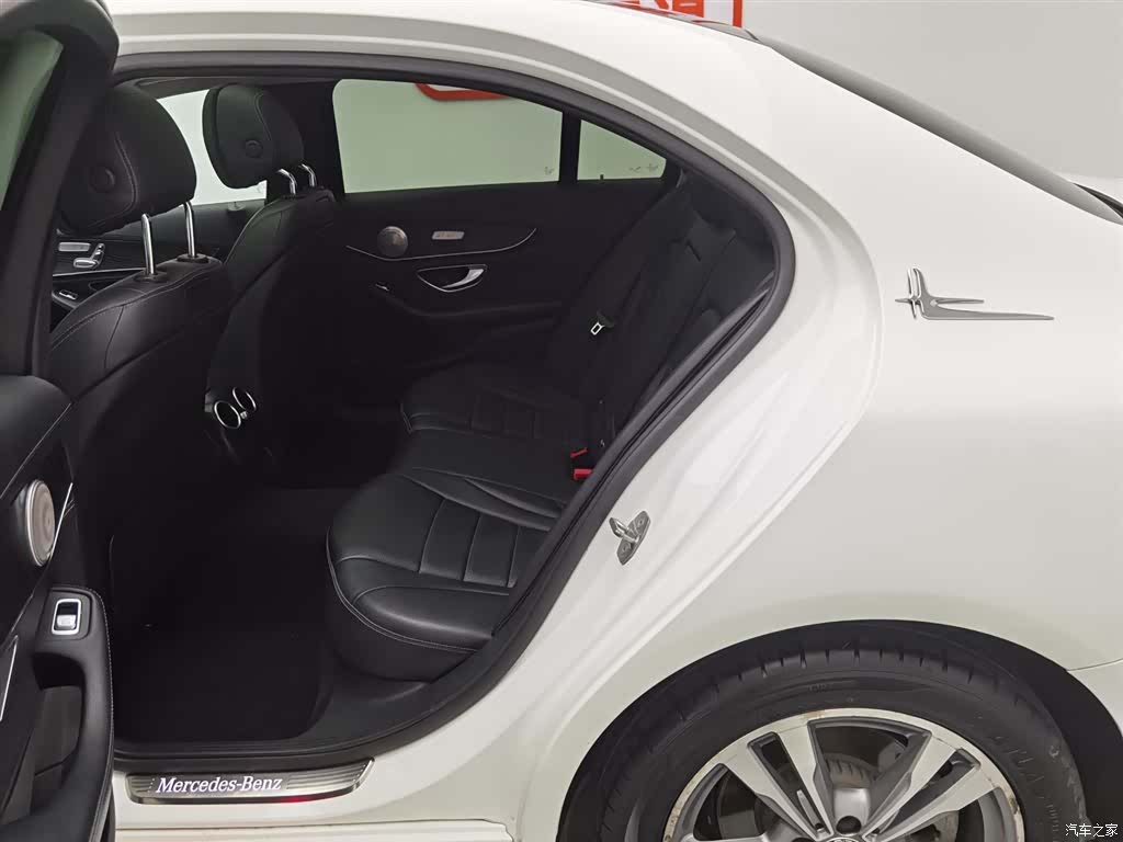 Mercedes-Benz C-Class, 2018 15