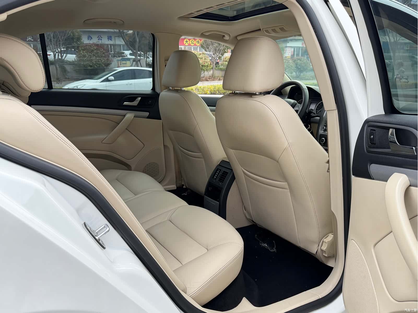 Skoda Octavia, 2015 12