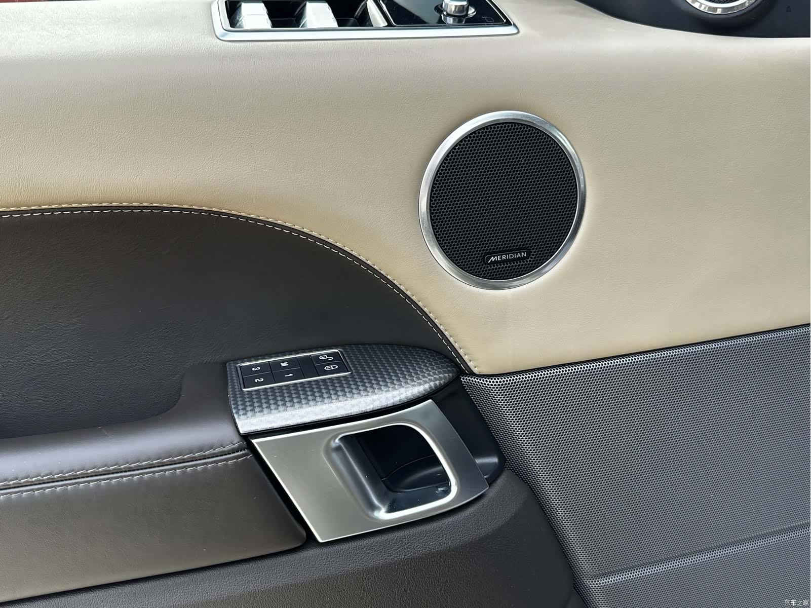 Land Rover Range Rover, 2019 11