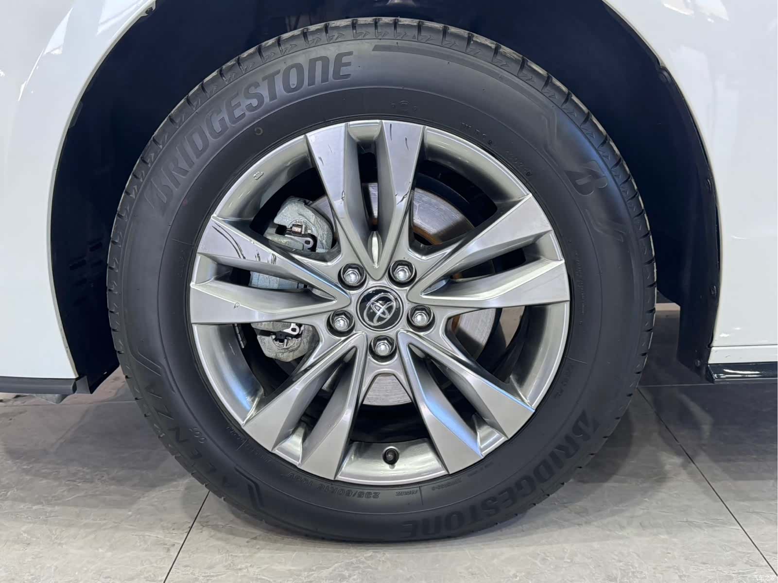 Toyota Sienna, 2024 15
