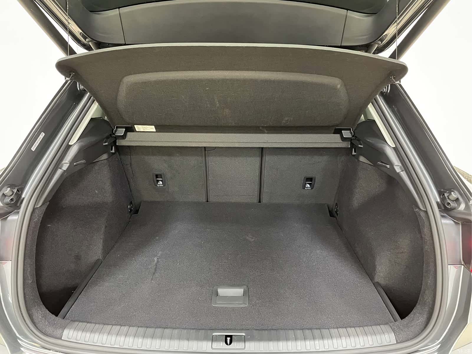 Audi Q3, 2022 18