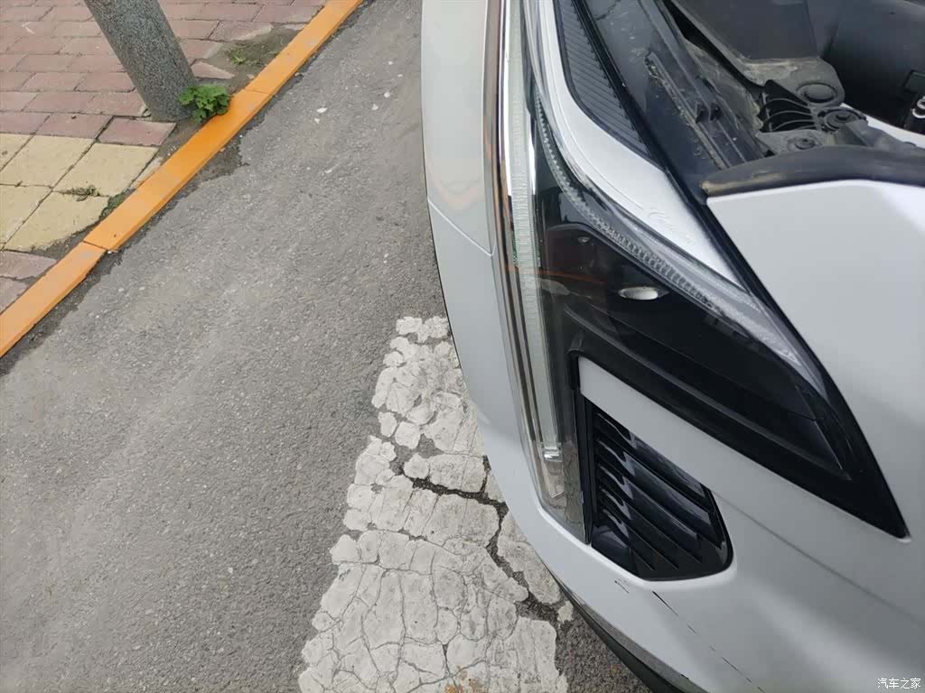 Cadillac XT4, 2022 7