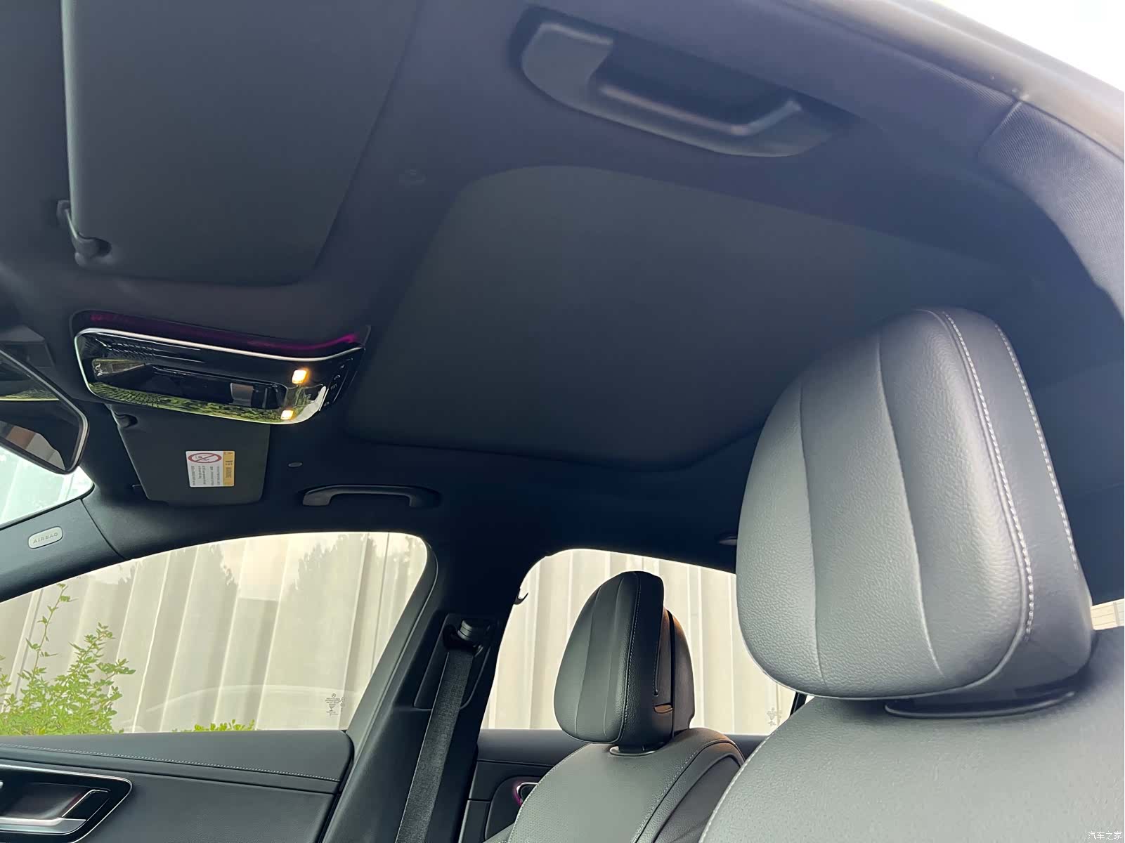 Mercedes-Benz C-Class, 2023 13