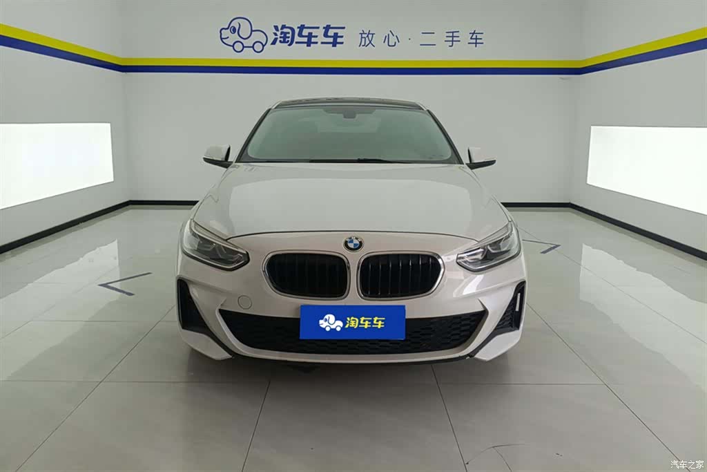 BMW 1 Series, 2022 2