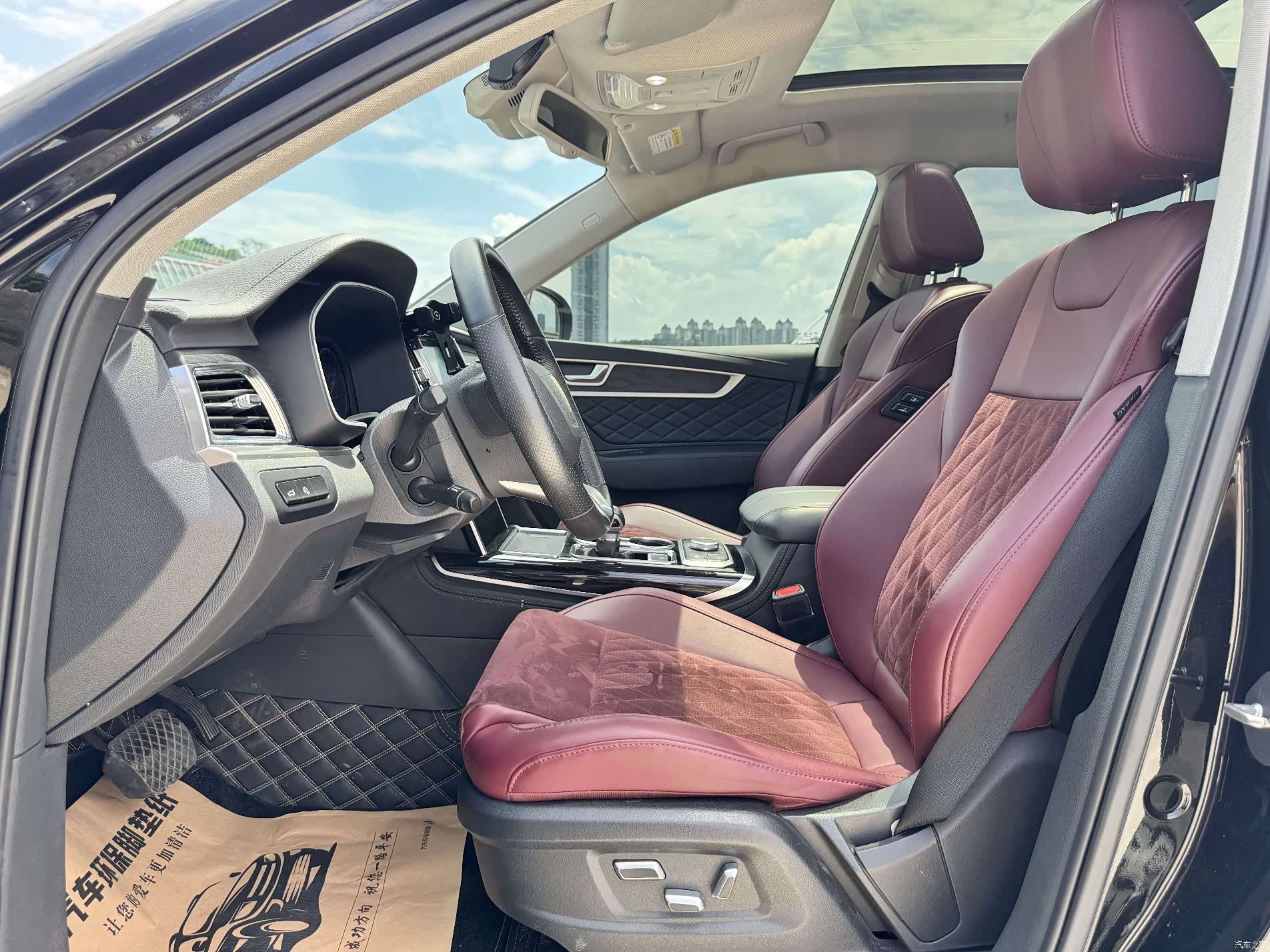 Hongqi HS7, 2022 7