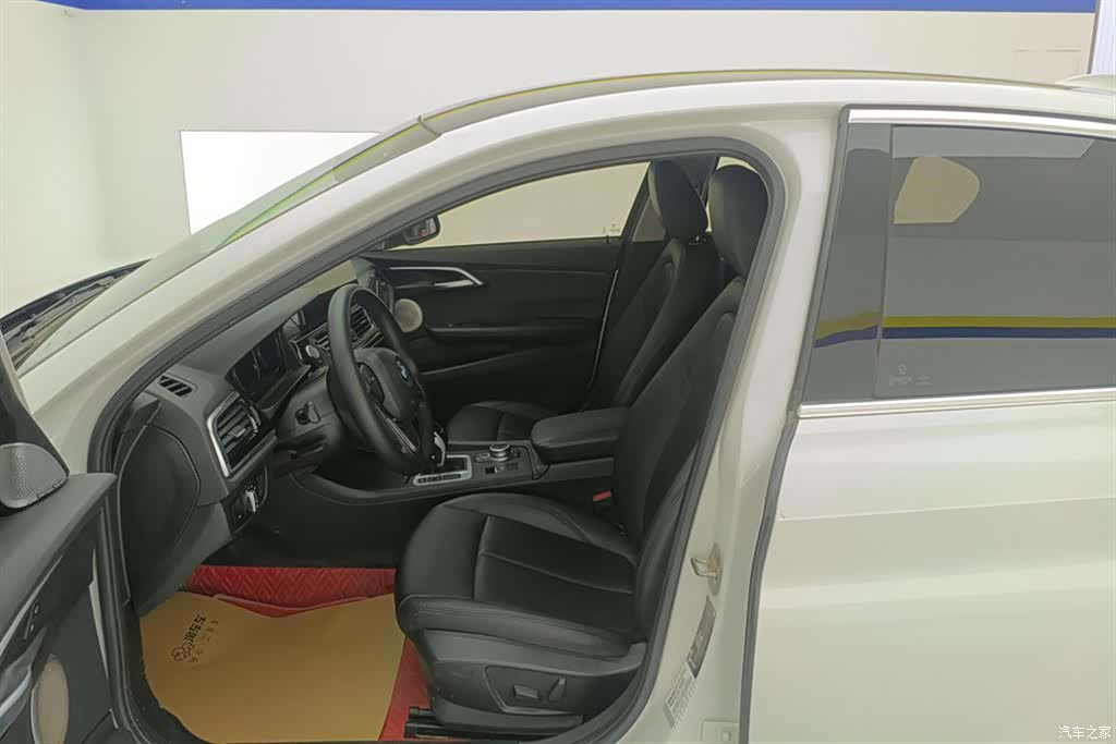 BMW 1 Series, 2022 9