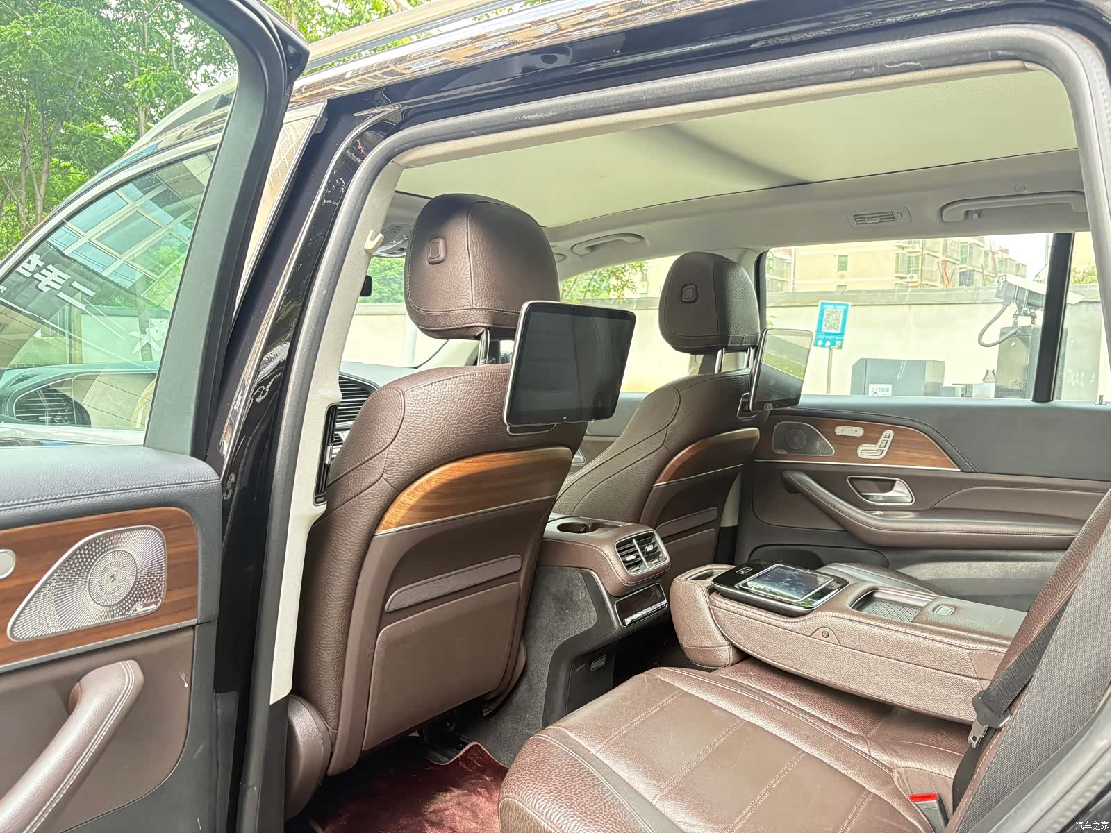 Mercedes-Benz GLS, 2023 9