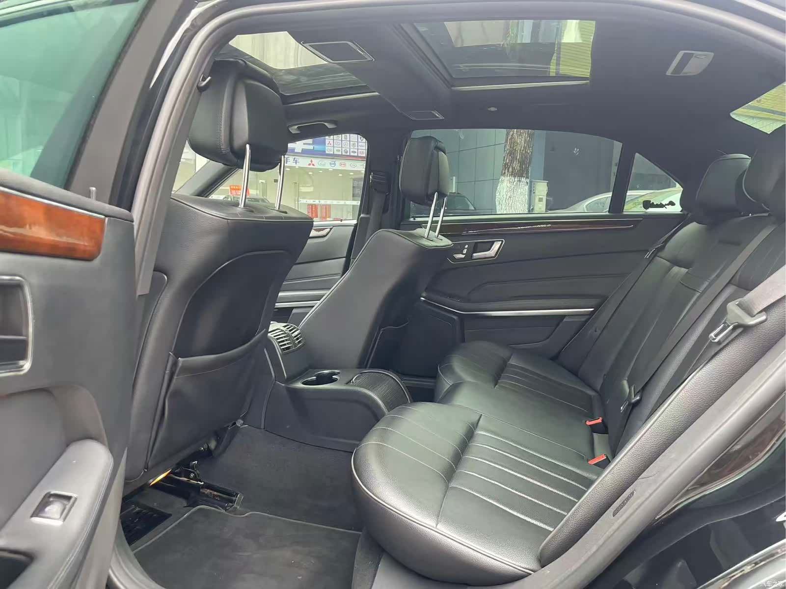 Mercedes-Benz E-Class, 2015 все фото