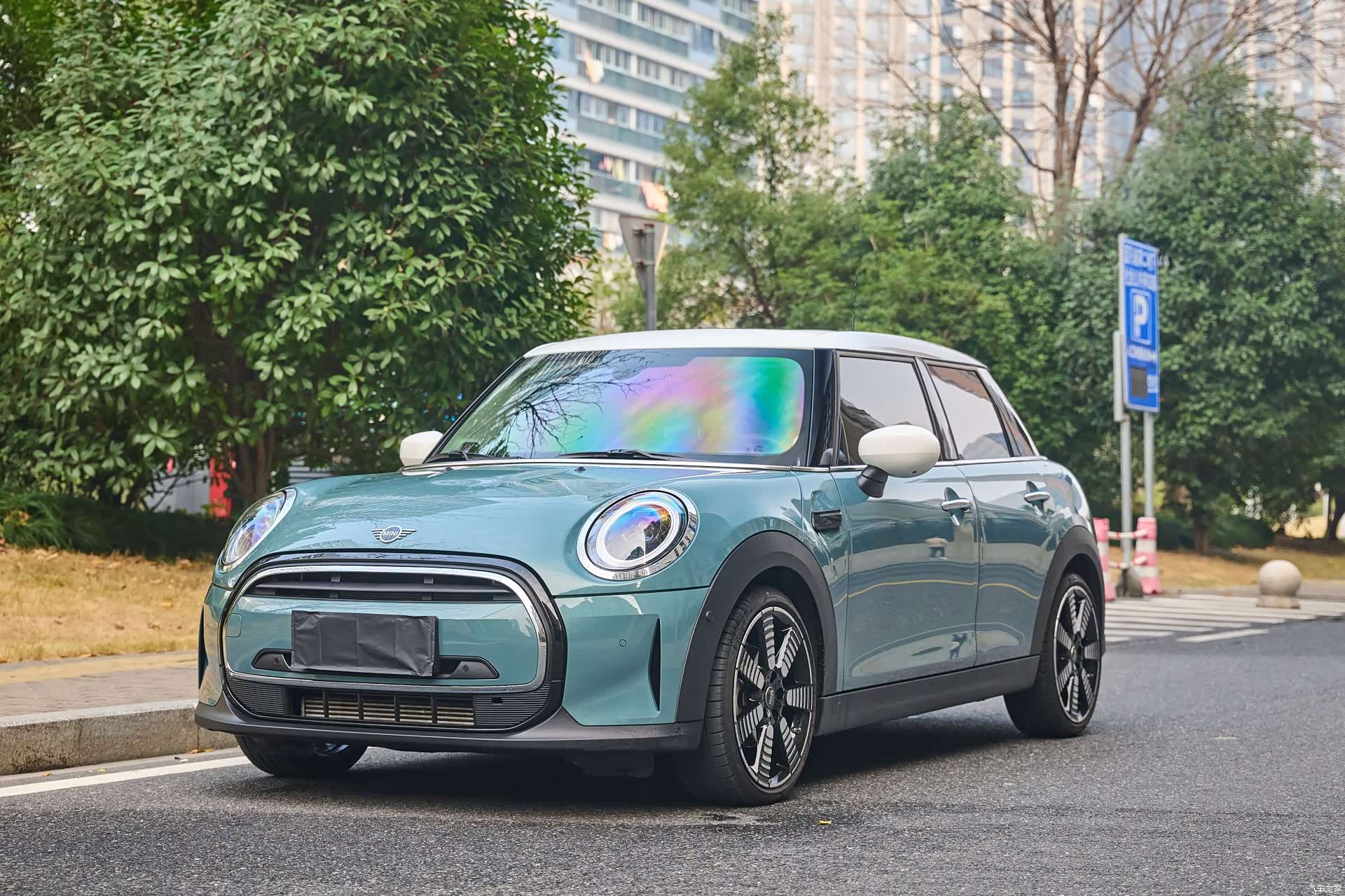 Mini Cooper, 2023 1