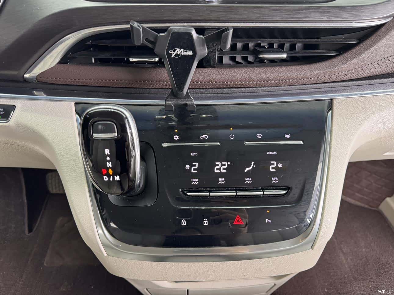 Buick GL8, 2023 18