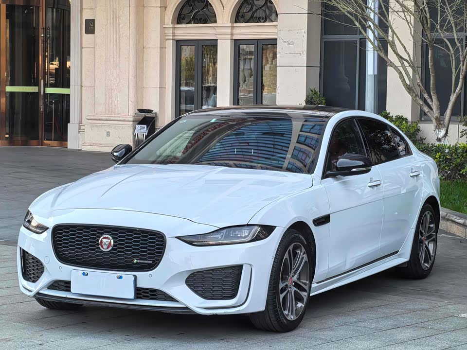 Jaguar XEL
