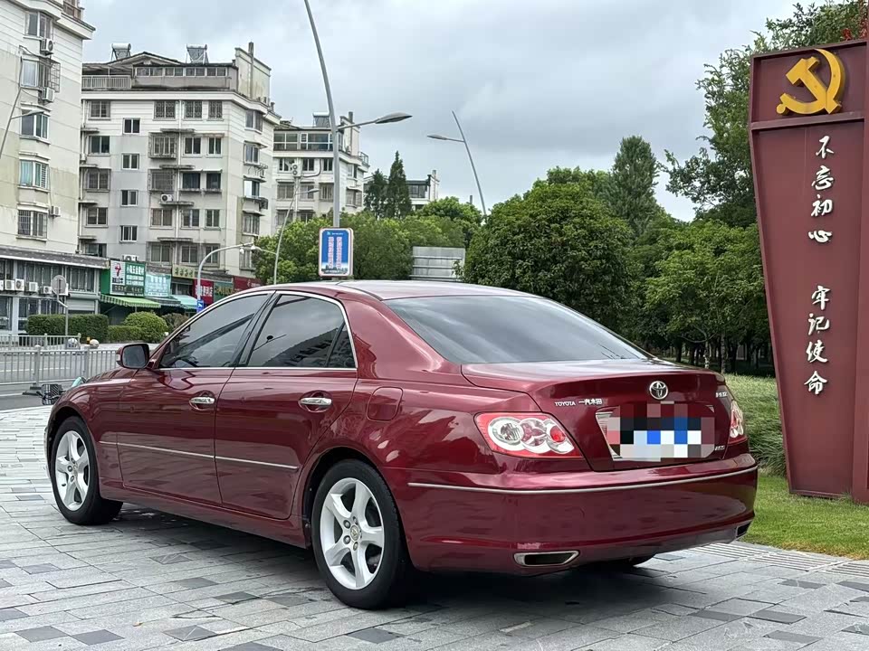 Toyota Reiz Toyota Reiz