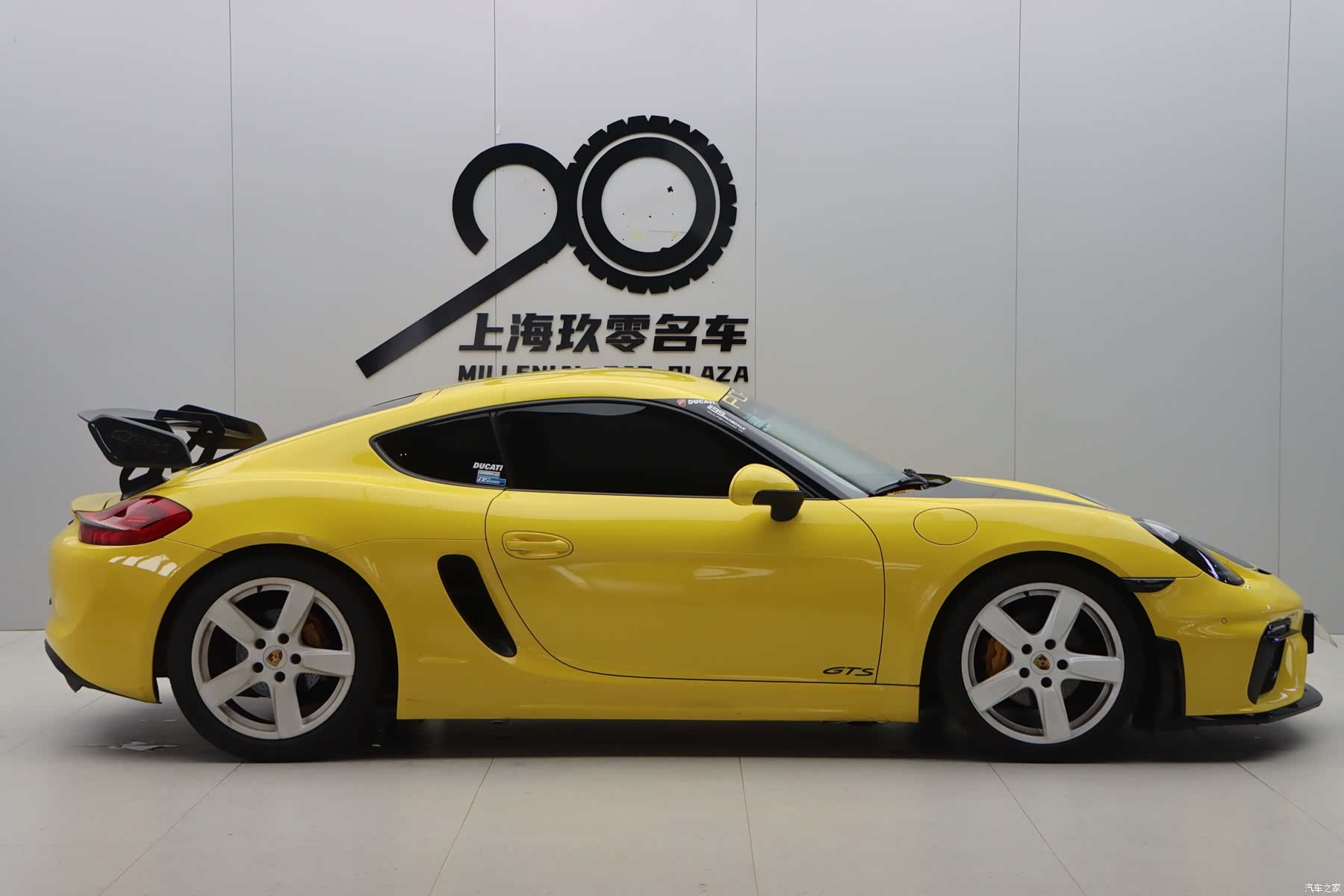 Porsche Cayman, 2015 8