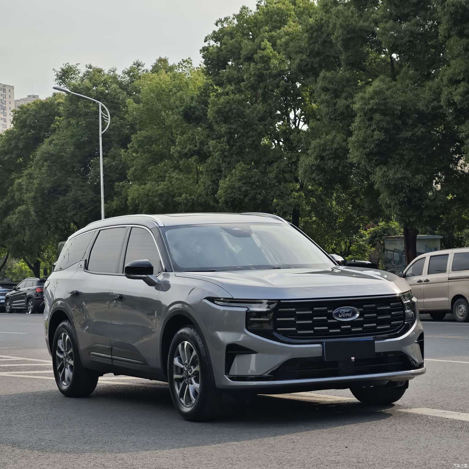 Ford Edge L, 2023 3