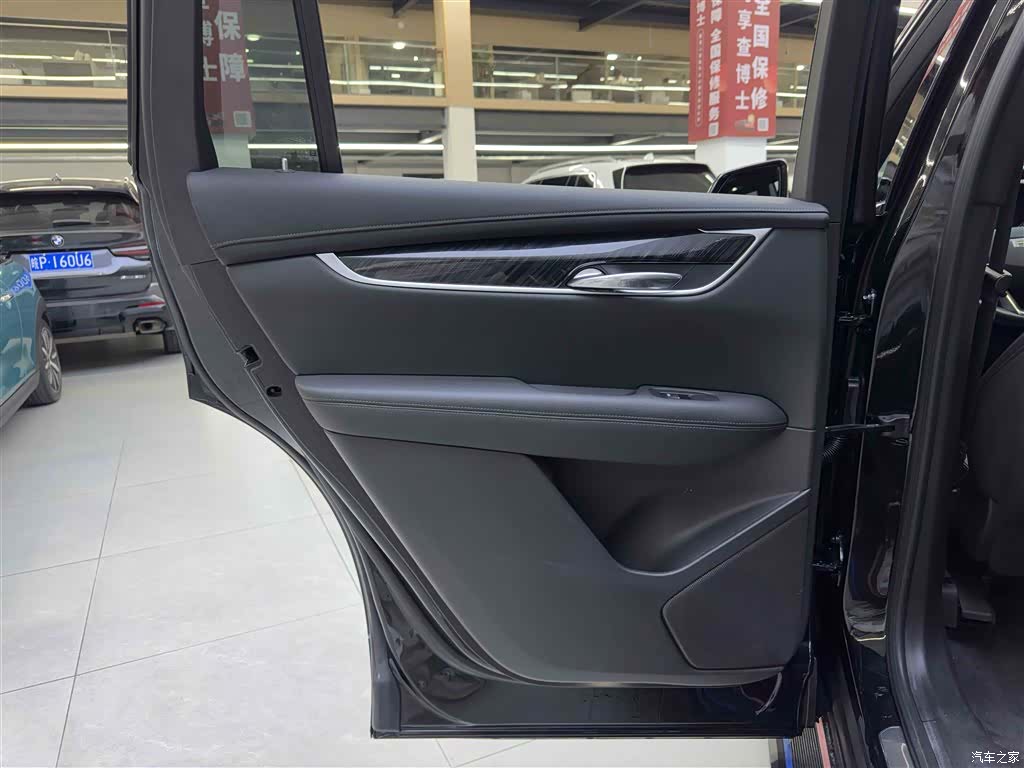 Cadillac XT6, 2022 12