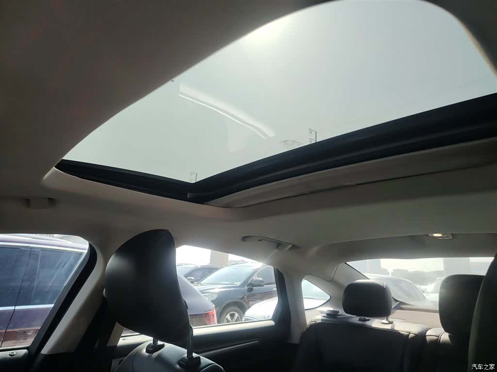 Ford Mondeo, 2015 18