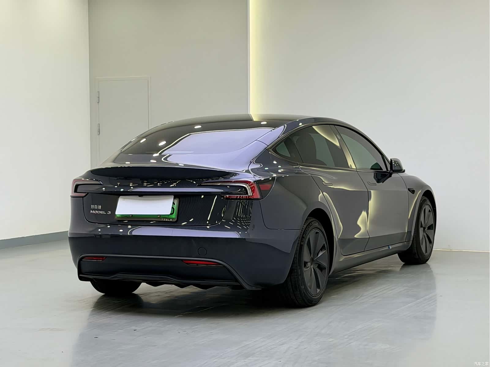 Tesla Model 3, 2024 6