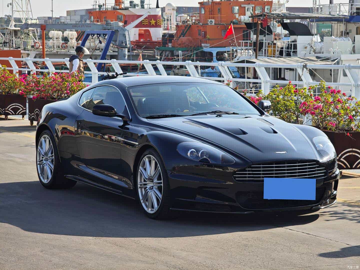 Aston Martin DBS, 2010 2