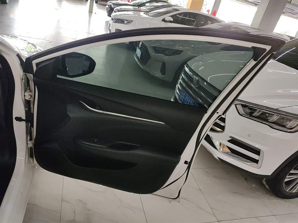 Buick Yinglang