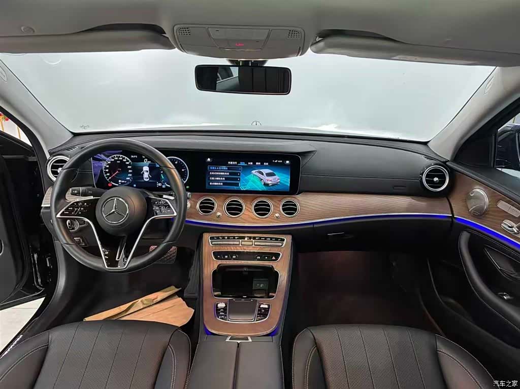Mercedes-Benz E-Class, 2021 24