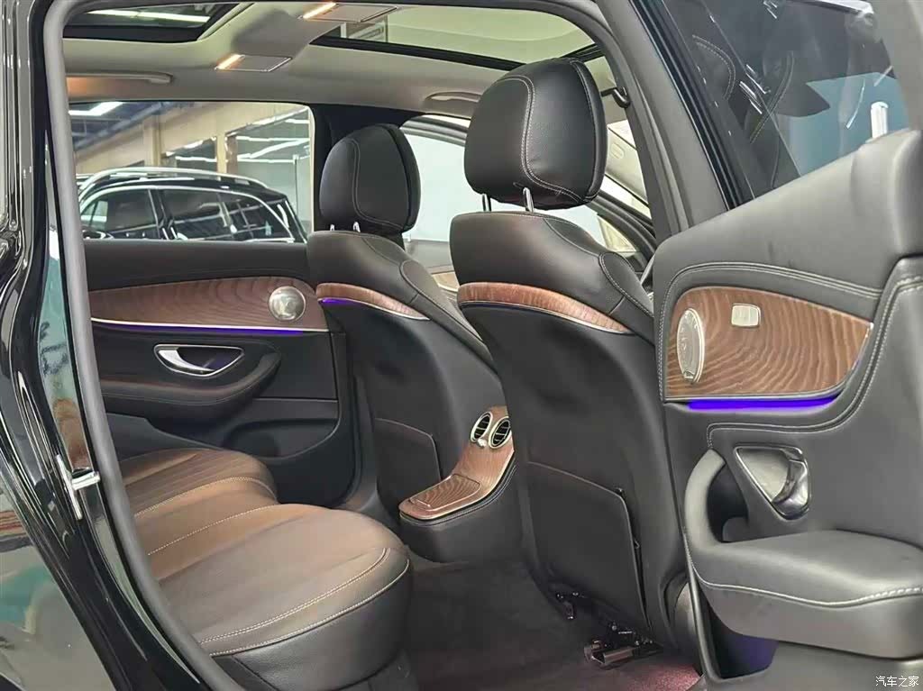 Mercedes-Benz E-Class, 2021 29