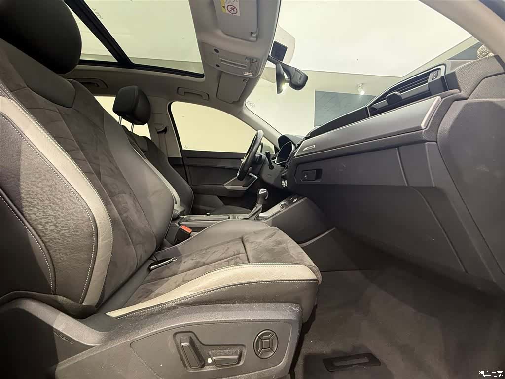 Audi Q3, 2022 9