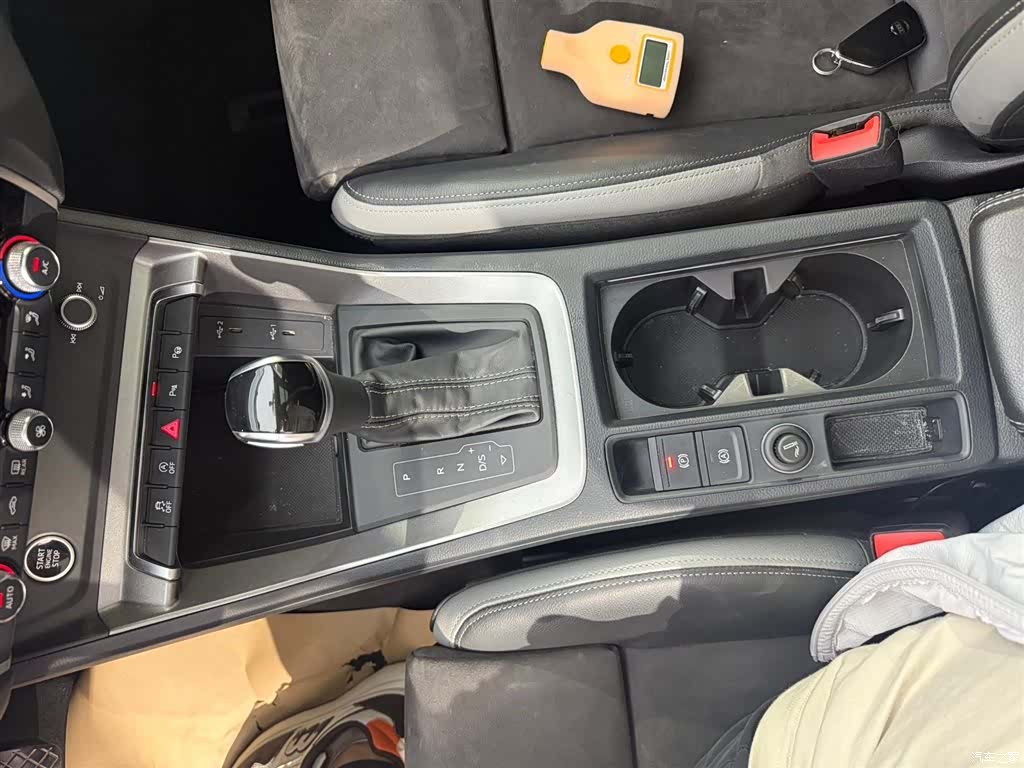 Audi Q3, 2022 13