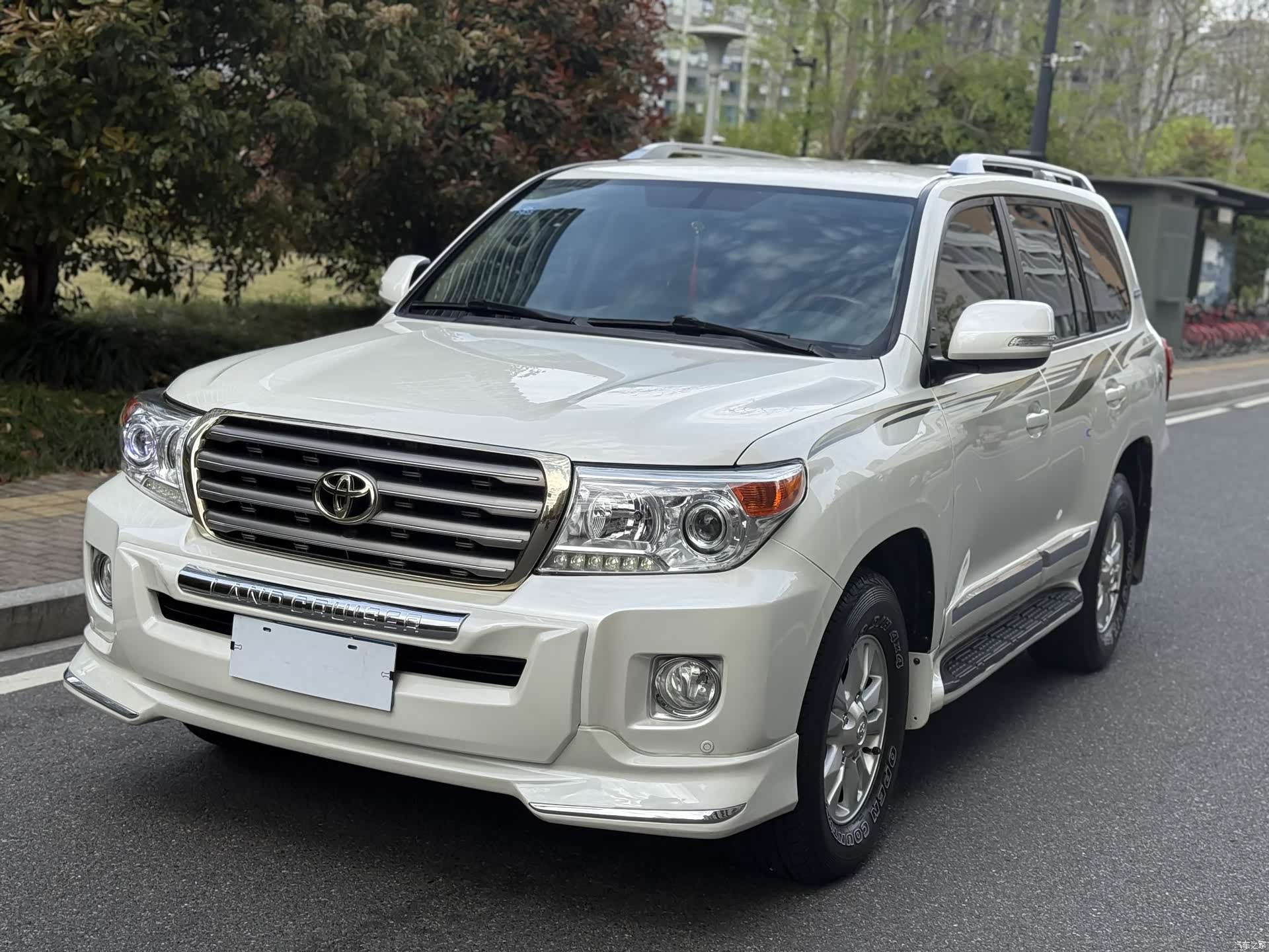 Toyota Land Cruiser, 2016 1
