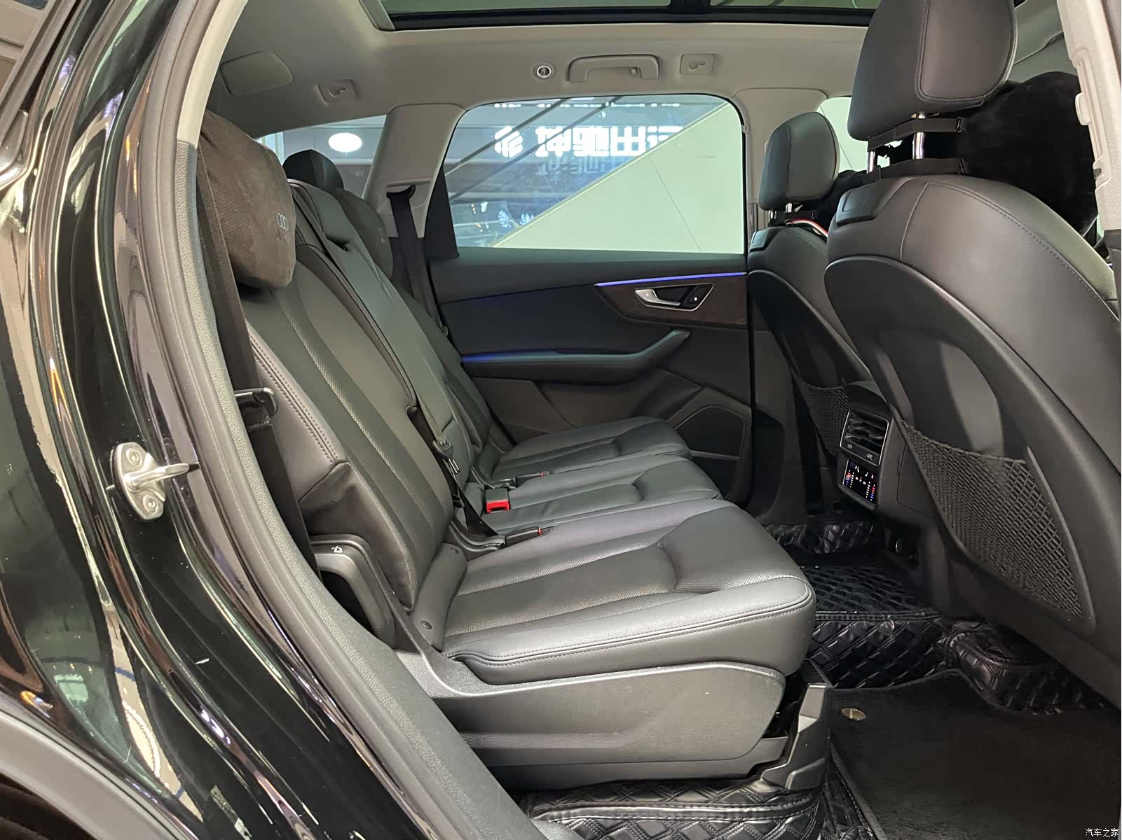 Audi Q7, 2023 25