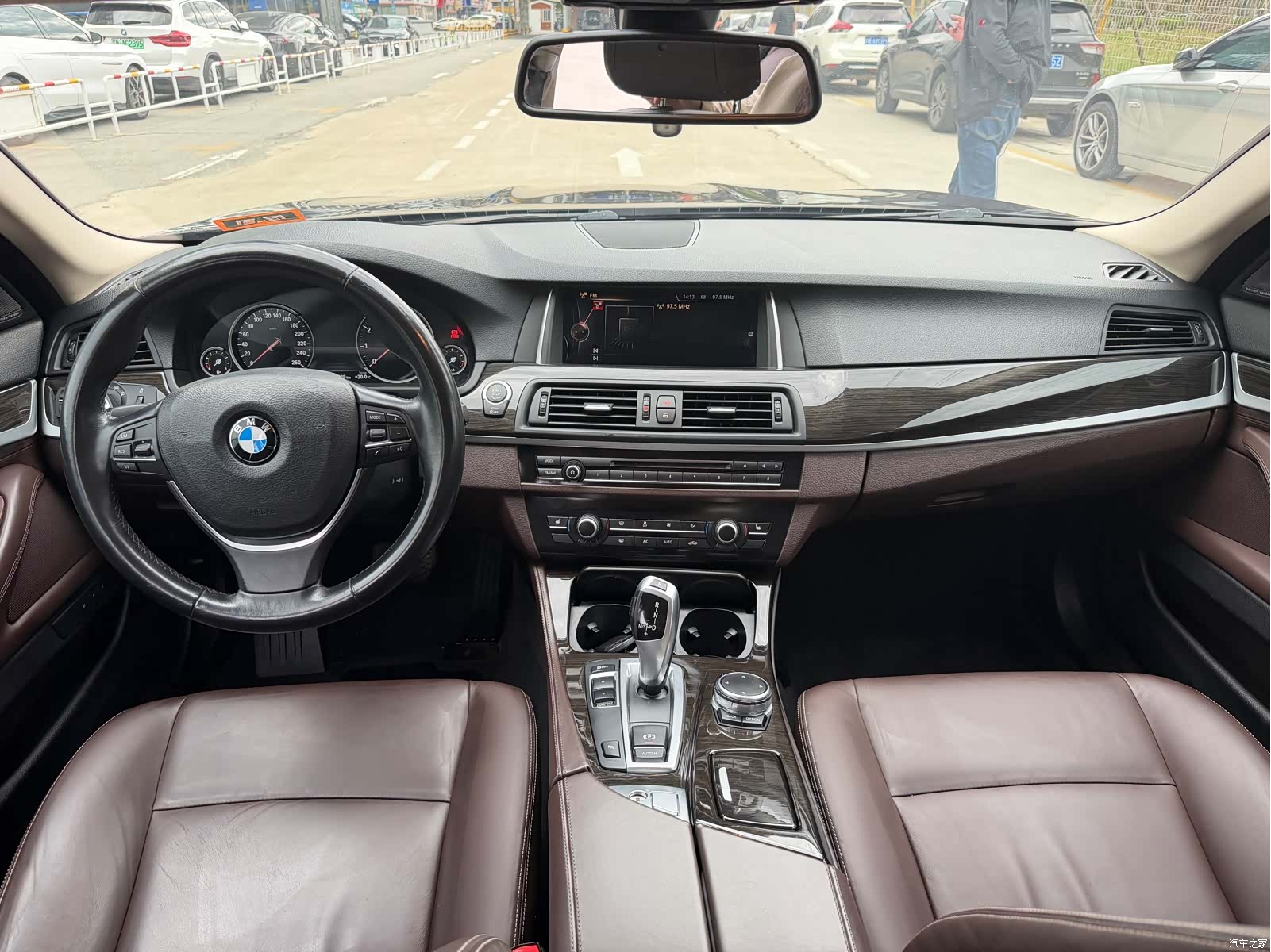 BMW 5 Series, 2017 8