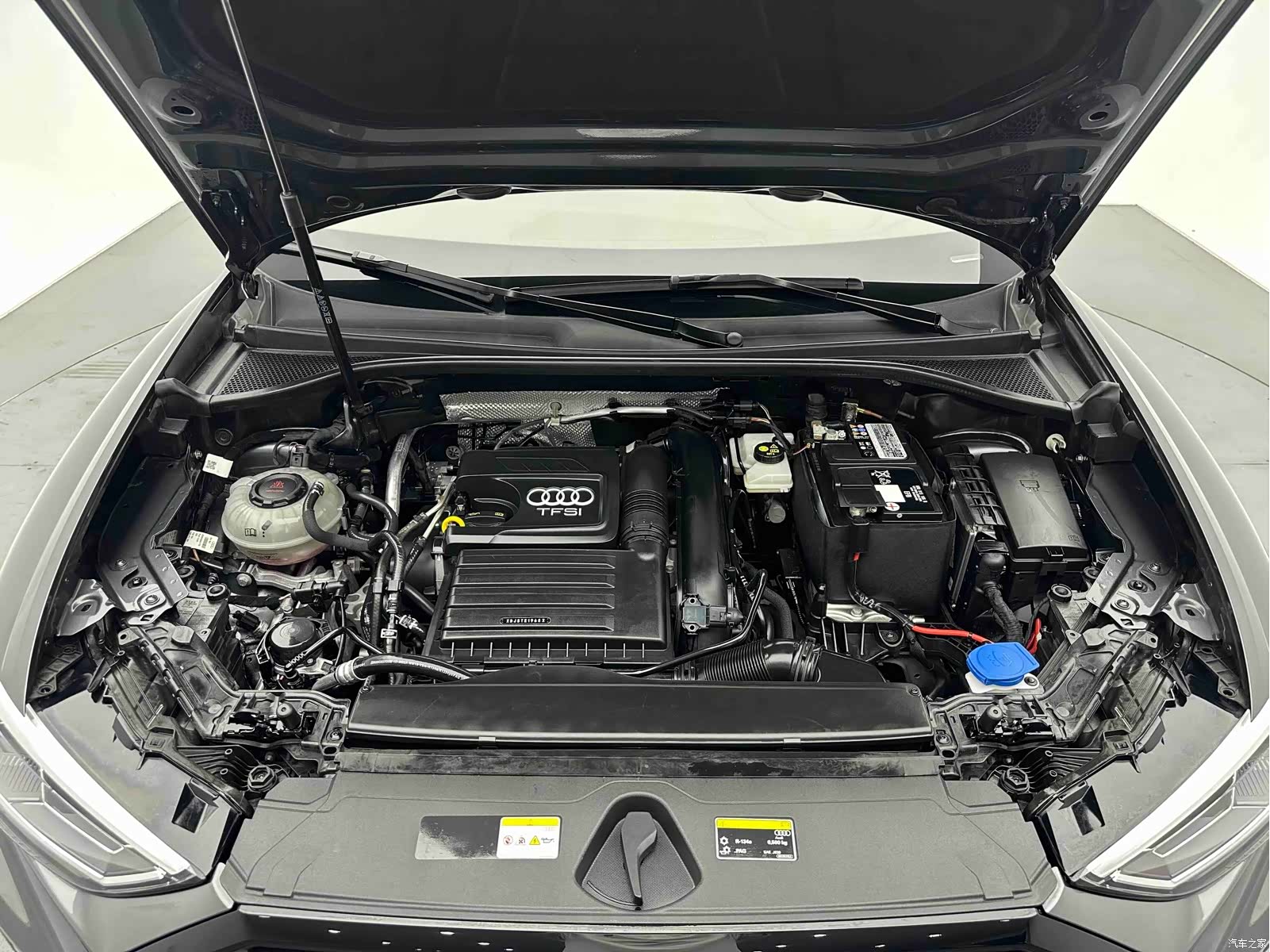 Audi Q3, 2023 19