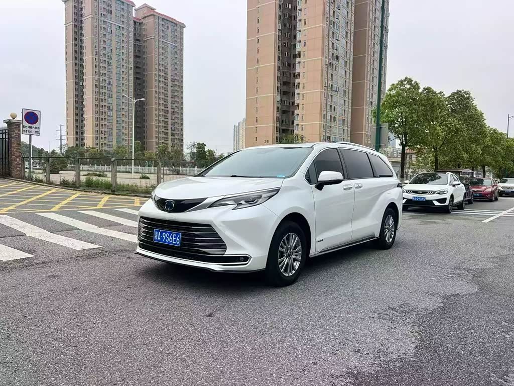 Toyota Sienna