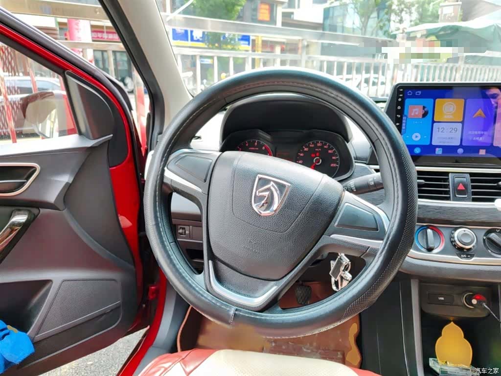 Wuling 310, 2019 3