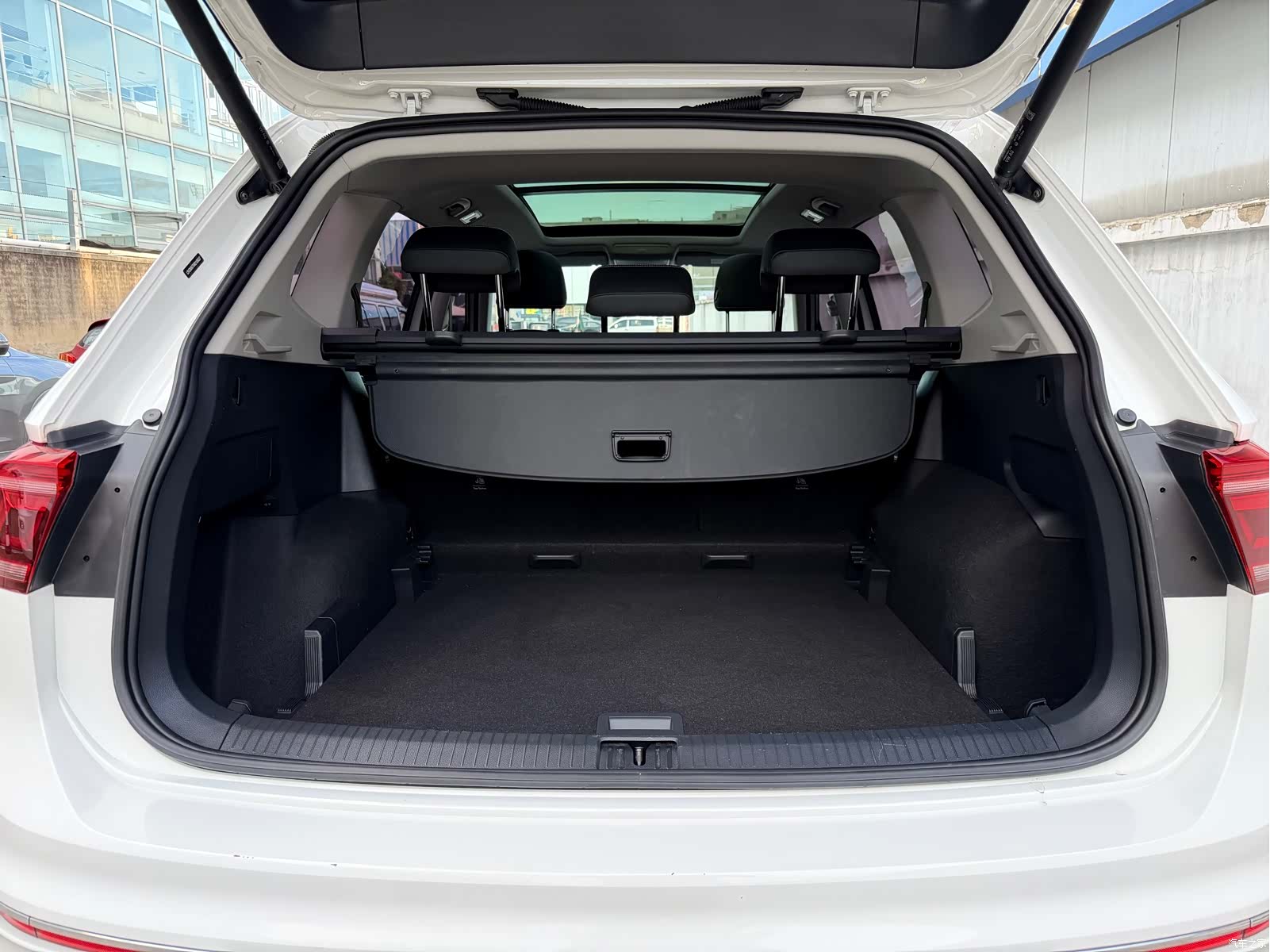Volkswagen Tiguan L, 2022 18