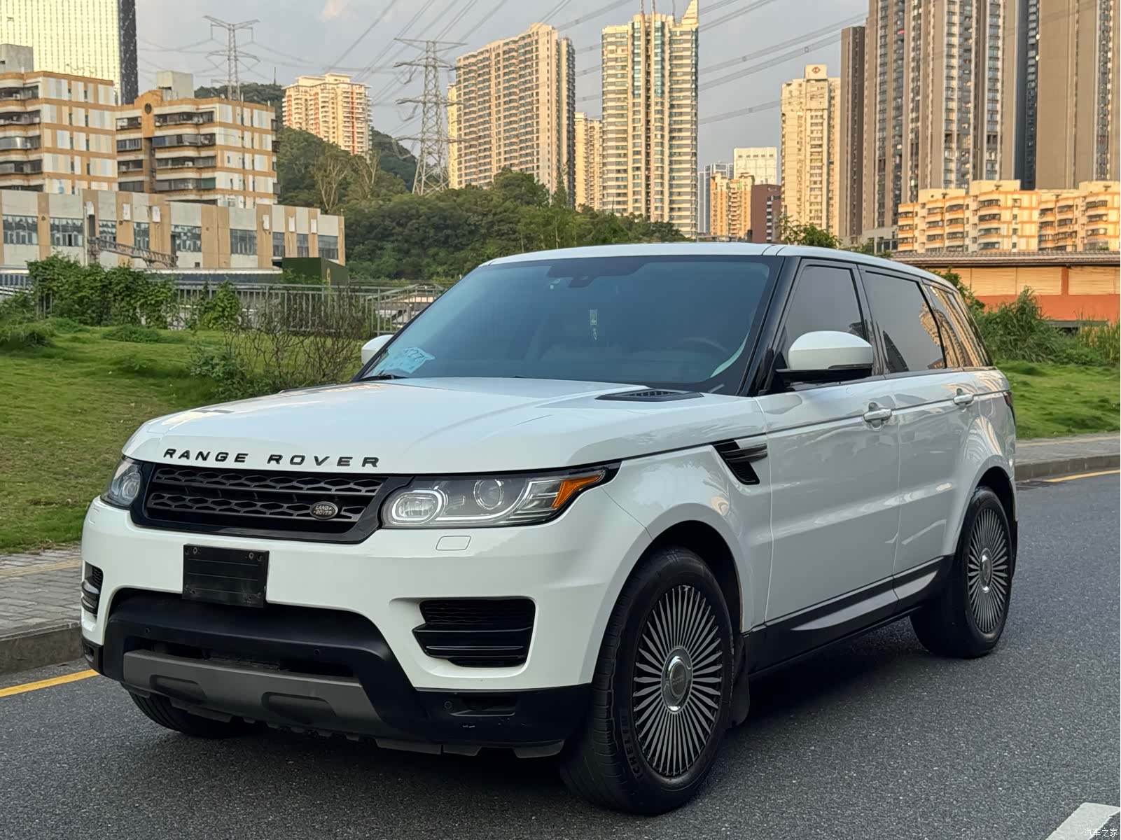 Land Rover Range Rover, 2014 1