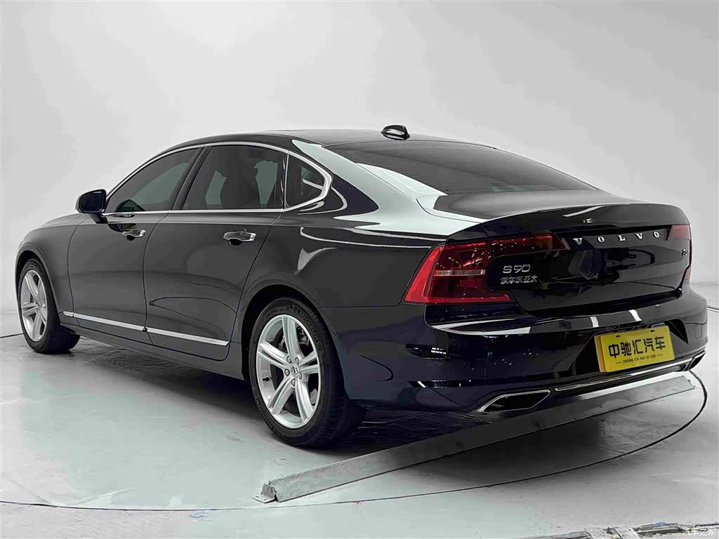 Volvo S90, 2018 4