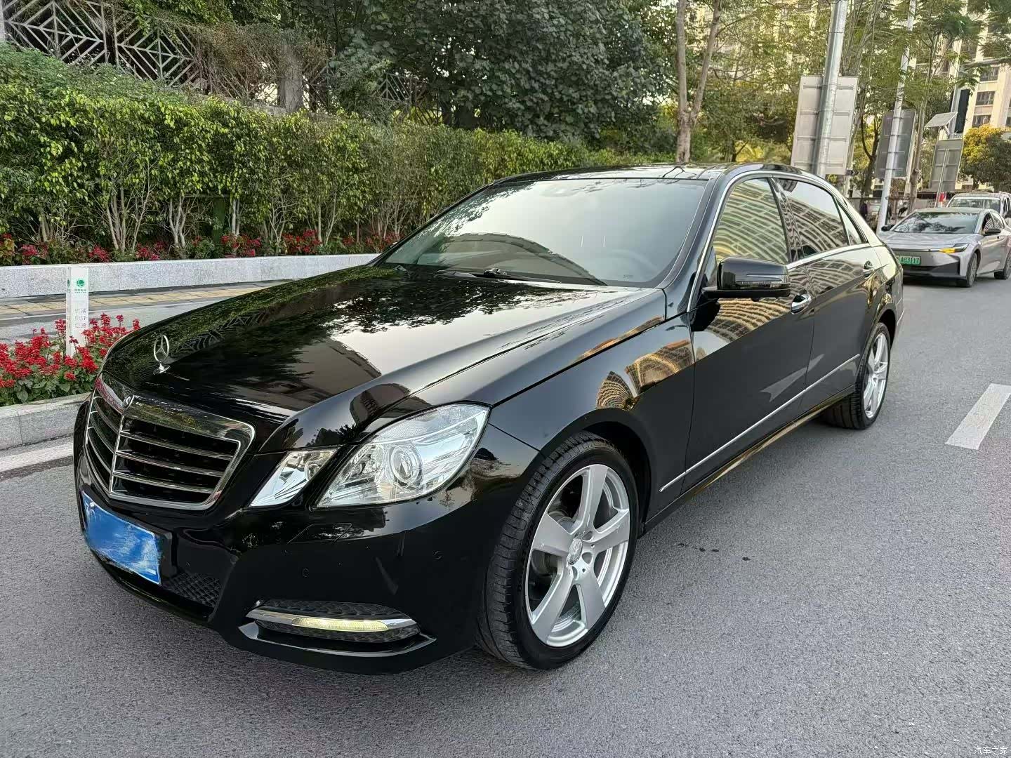 Mercedes-Benz E-Class, 2013 1