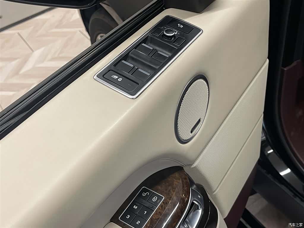 Land Rover Range Rover, 2015 20