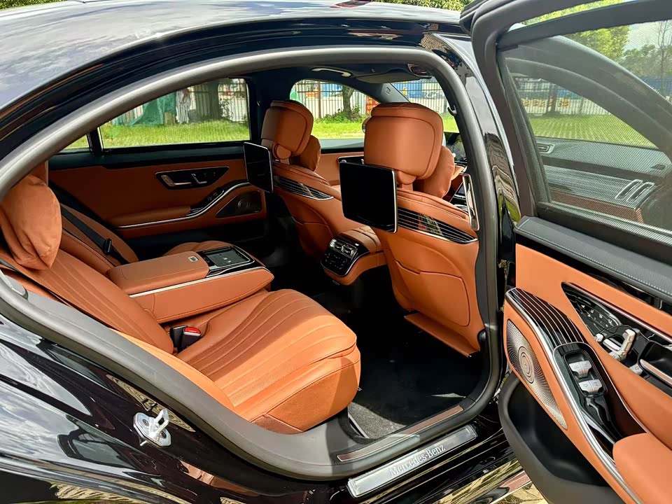 Mercedes-Benz S-class Mercedes-Benz S-class