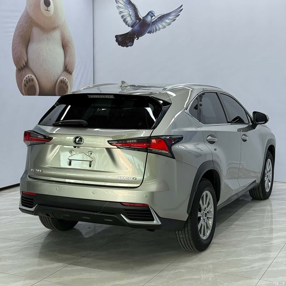 Lexus NX, 2020 4