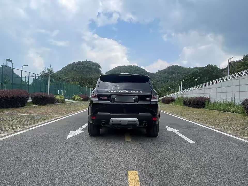 Land Rover Range Rover Sport Land Rover Range Rover Sport