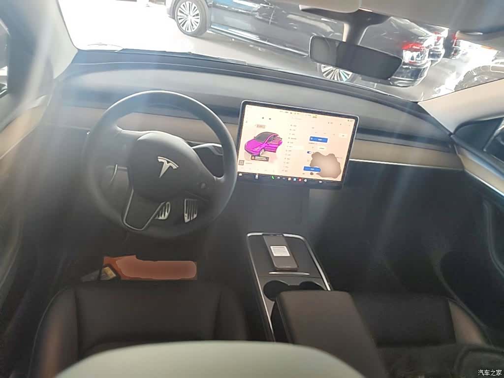 Tesla Model Y, 2022 10