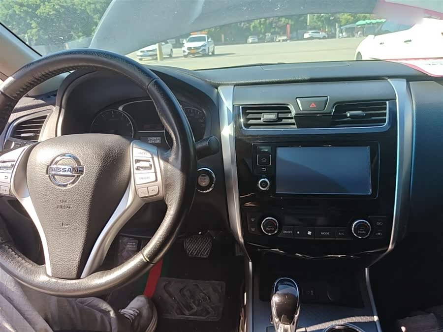 Nissan Altima 2017, фото 10