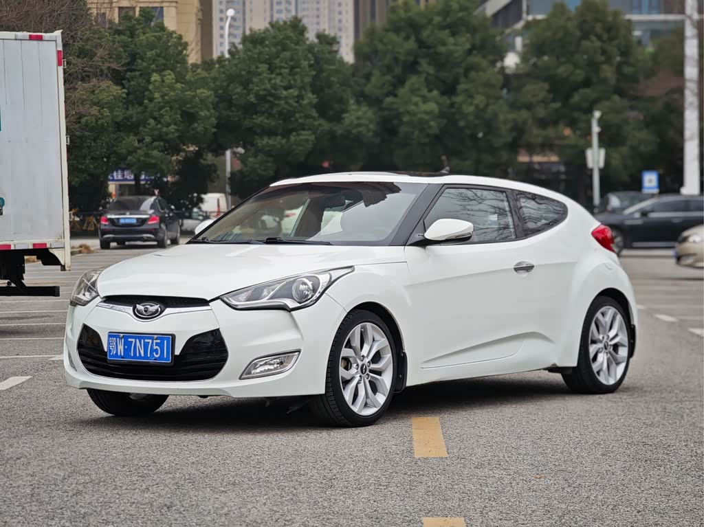 Hyundai Veloster