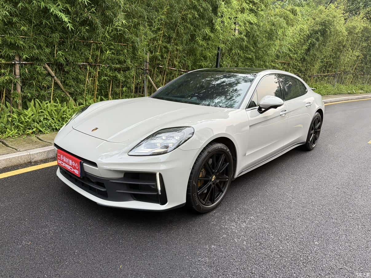 Porsche Panamera, 2024 1